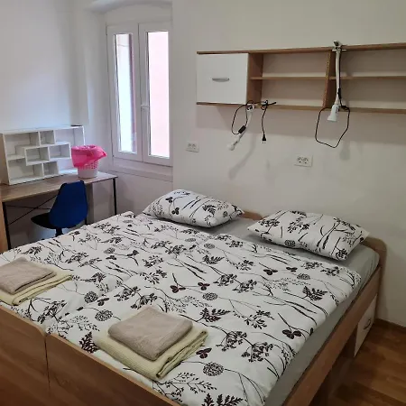 Apartma